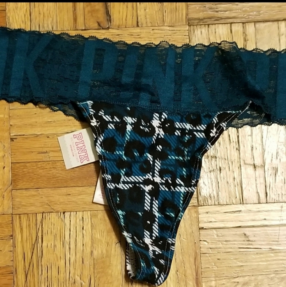 Victoria's Secret Pink Thong NWT